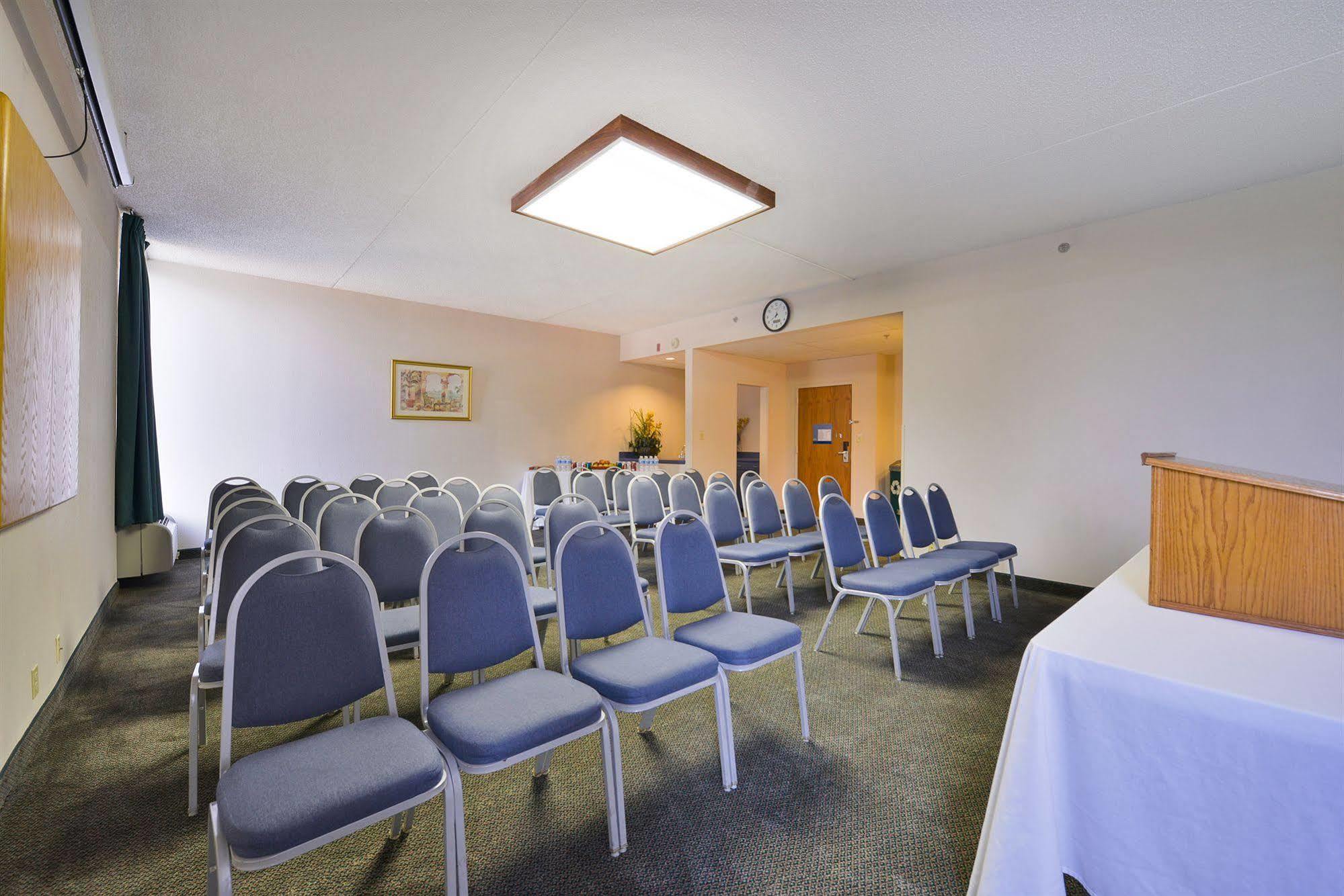 Greenstay Hotel & Suites Central Springfield Zewnętrze zdjęcie